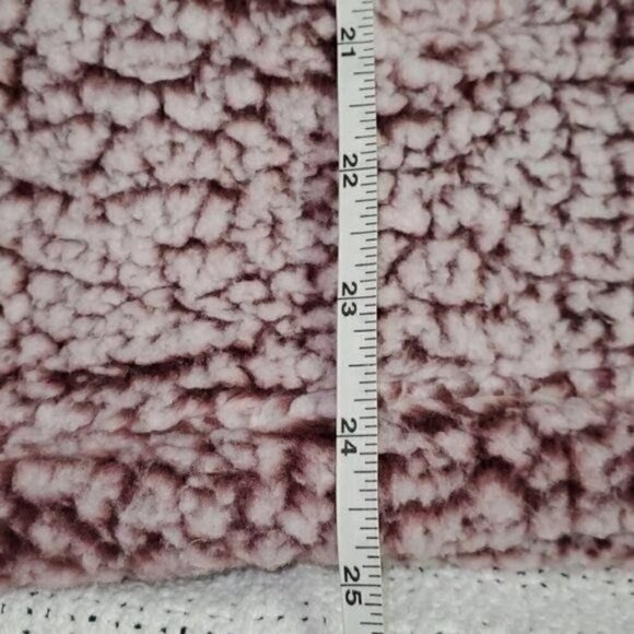 Arizona Jean Co. Burgandy & Off White Faux Fur Zippered Sherpa Sz. XL Vest - Picture 7 of 7